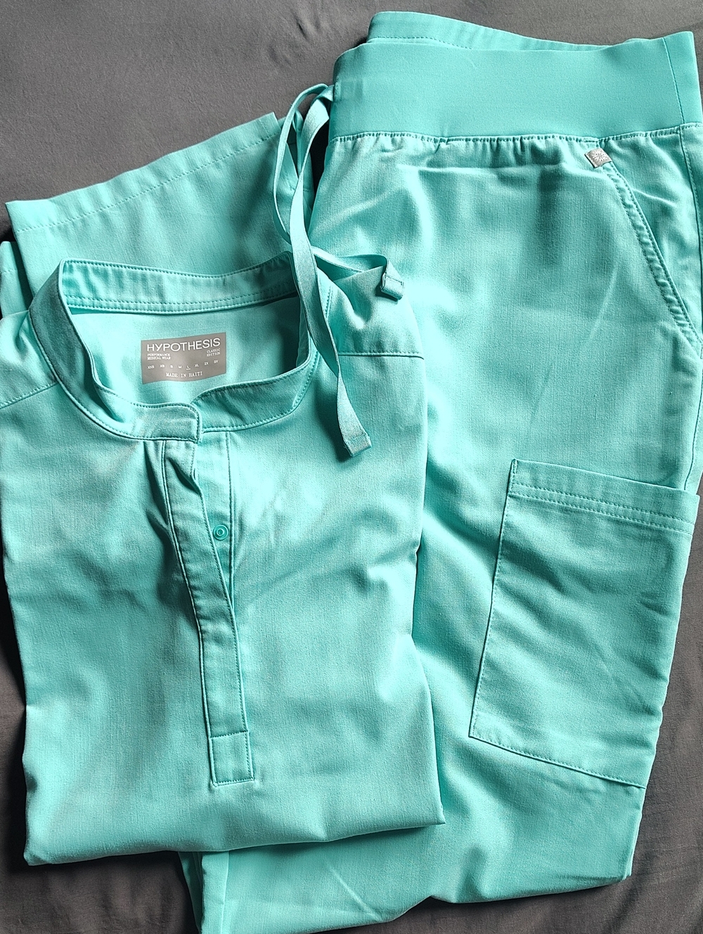The Hypothesis Women's Scrub Set